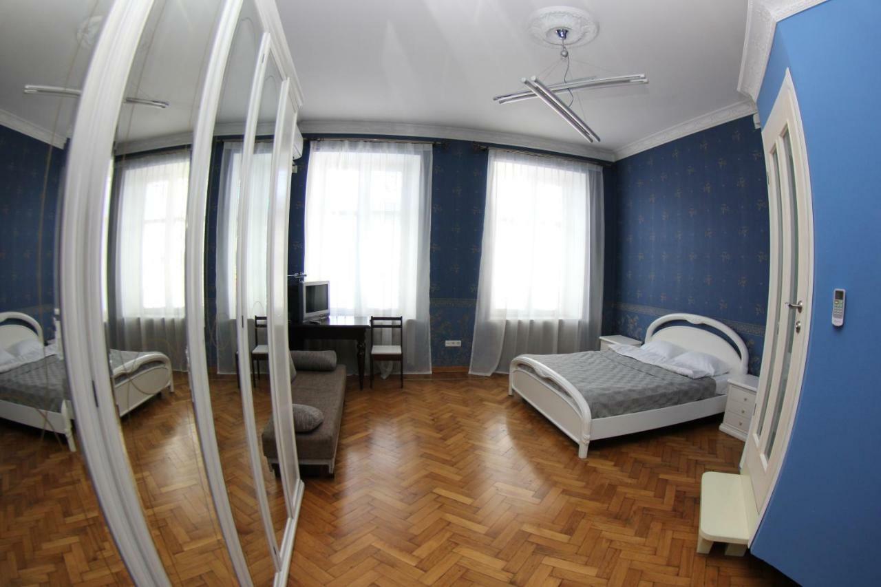 Orpheus Hostel And Apartments Οδησσός Εξωτερικό φωτογραφία