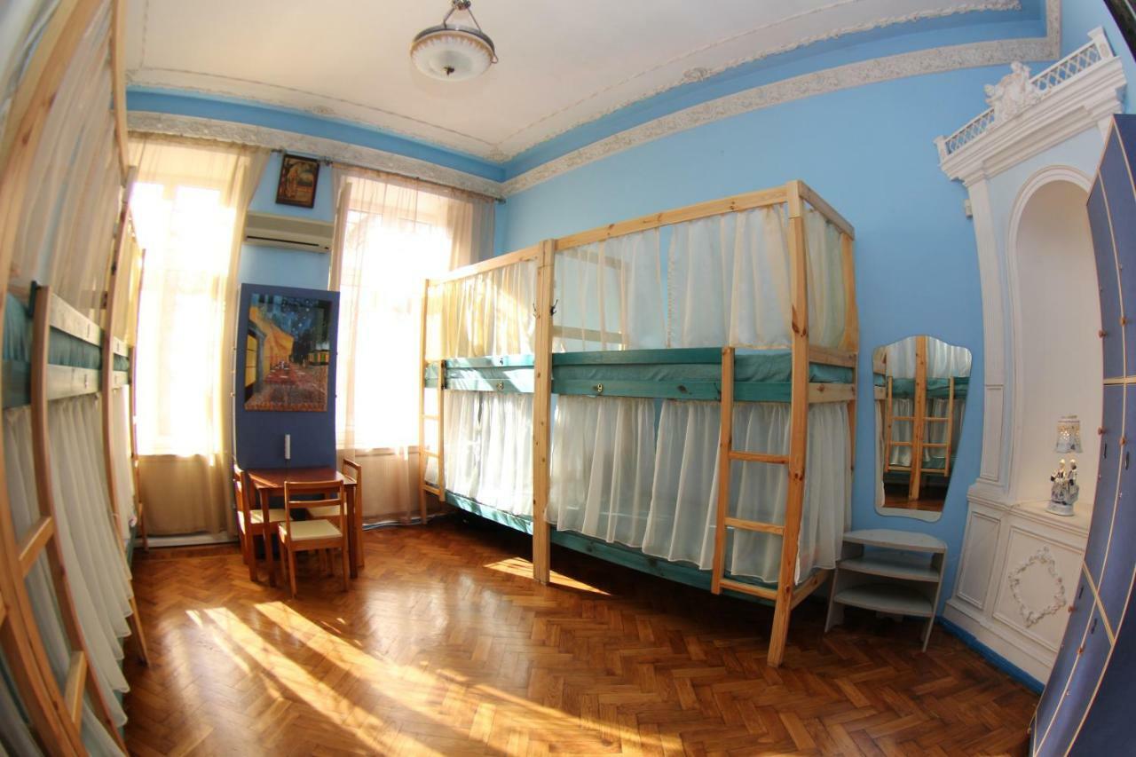 Orpheus Hostel And Apartments Οδησσός Εξωτερικό φωτογραφία