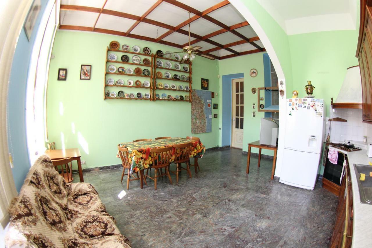 Orpheus Hostel And Apartments Οδησσός Εξωτερικό φωτογραφία