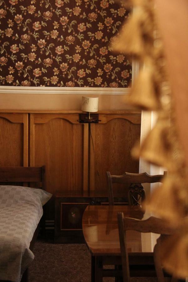 Orpheus Hostel And Apartments Οδησσός Εξωτερικό φωτογραφία