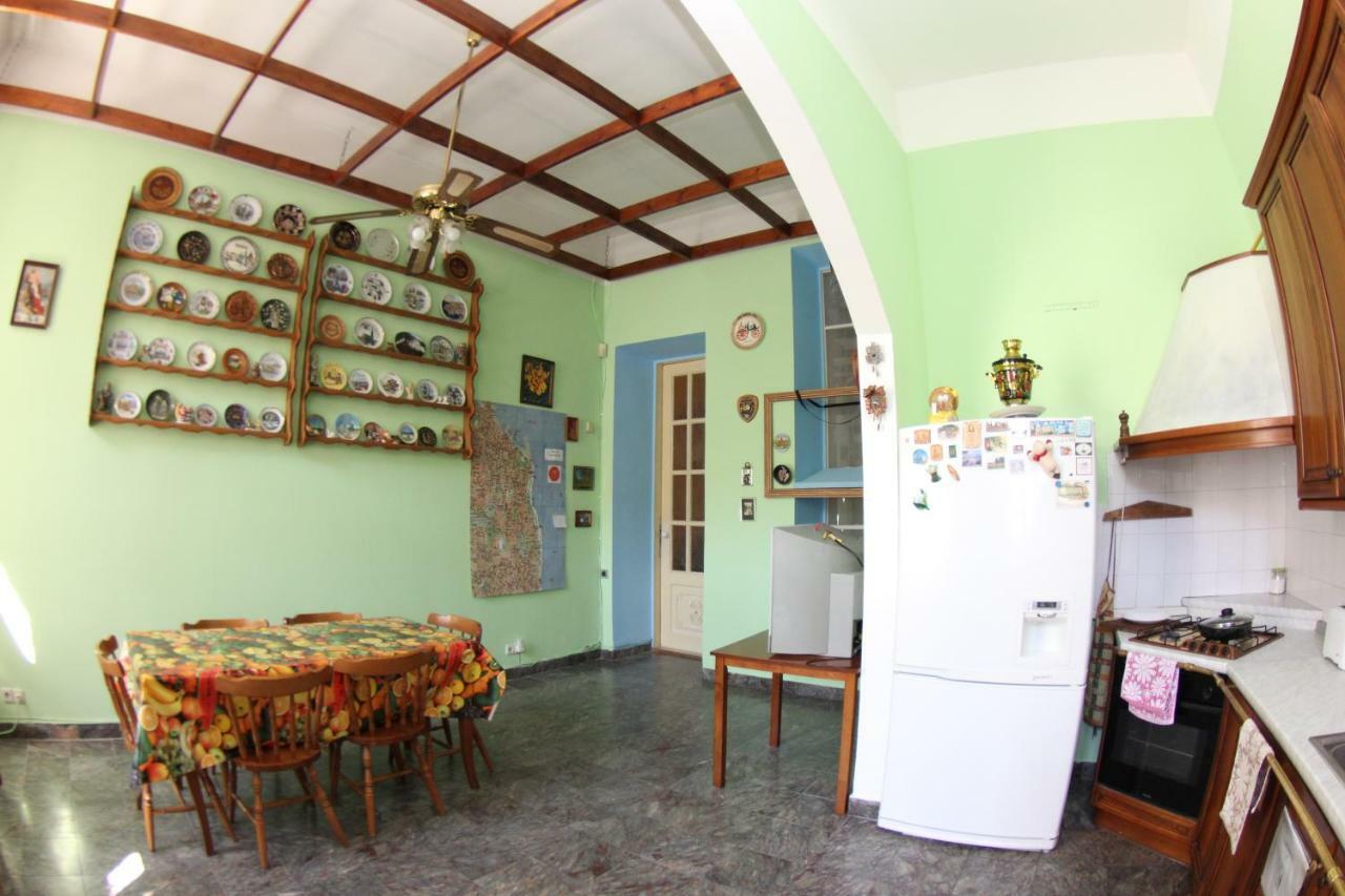 Orpheus Hostel And Apartments Οδησσός Εξωτερικό φωτογραφία