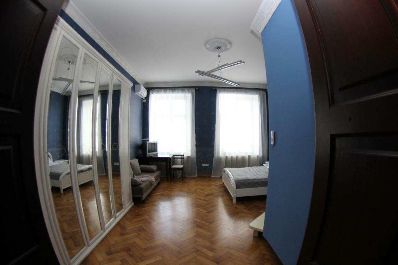 Orpheus Hostel And Apartments Οδησσός Εξωτερικό φωτογραφία