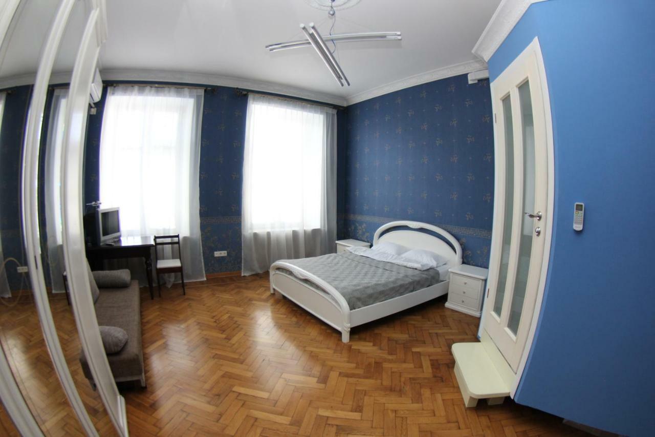Orpheus Hostel And Apartments Οδησσός Εξωτερικό φωτογραφία